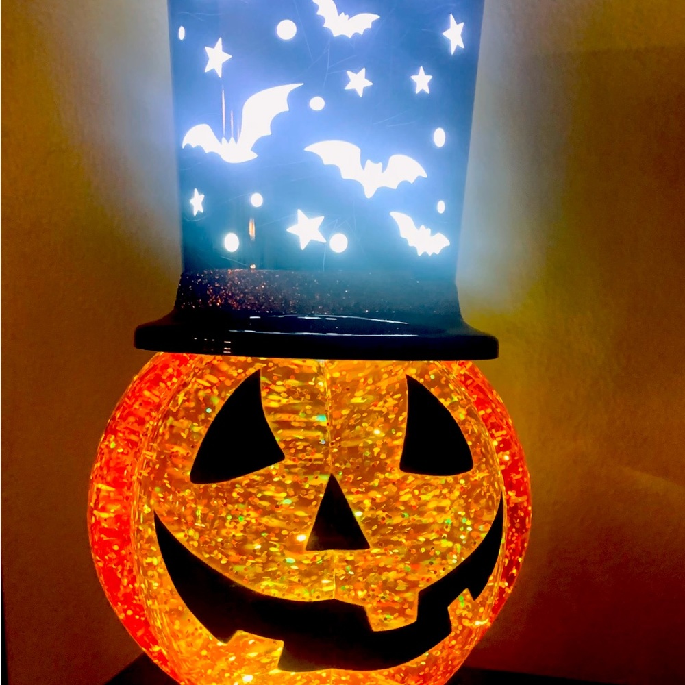 Halloween Jack o lantern glitter globe projector